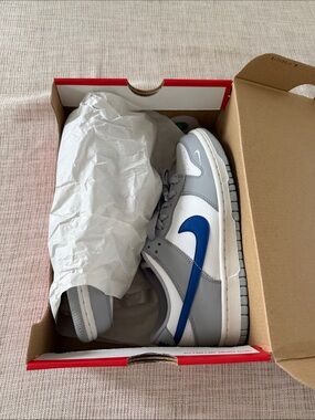 Kid's White and Gray Sneakers with Blue Accent